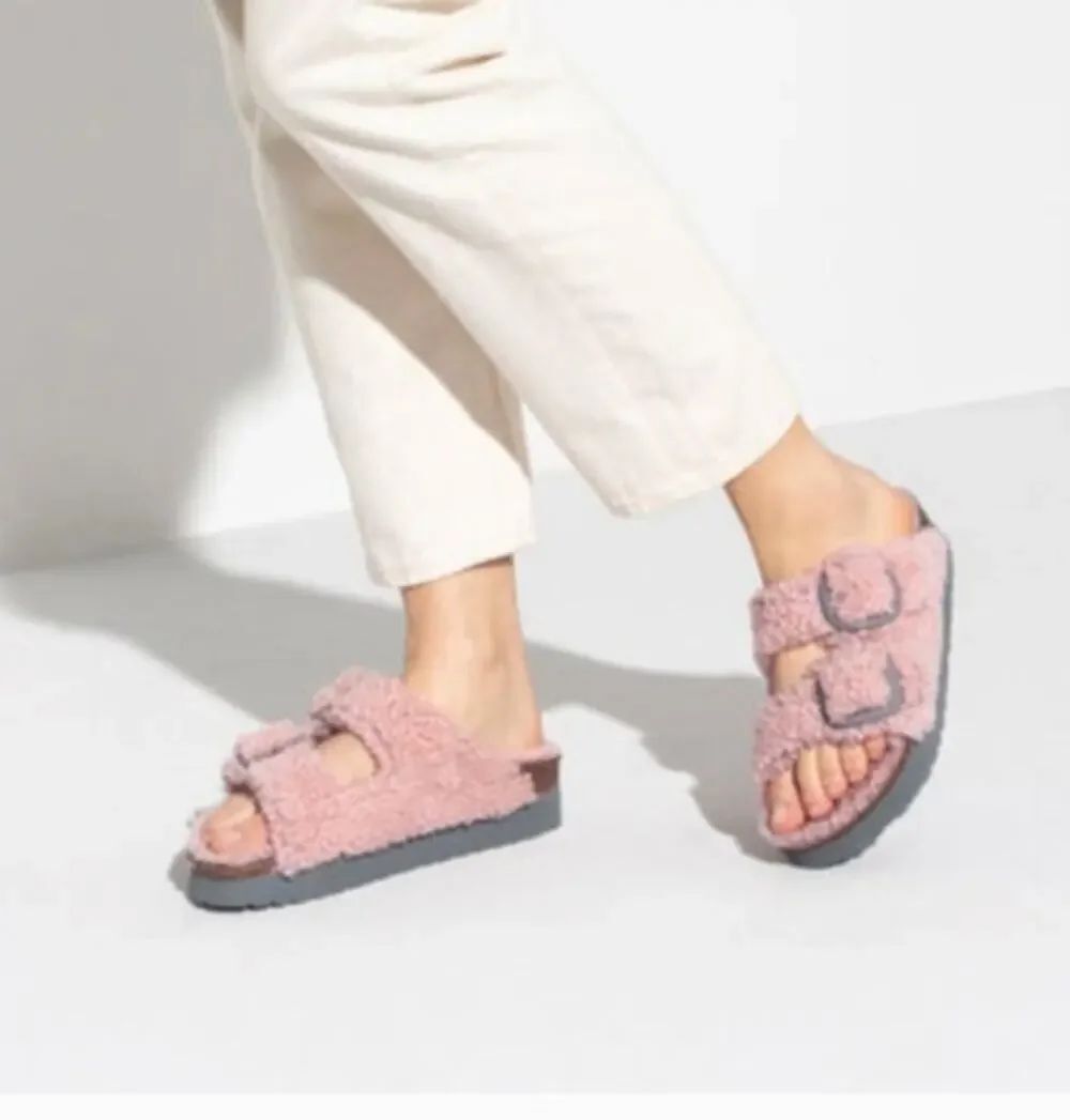 Birkenstock Papillio Arizona Big Buckle Teddy Crystal Rose Sz. 39 (US 8-8.5)